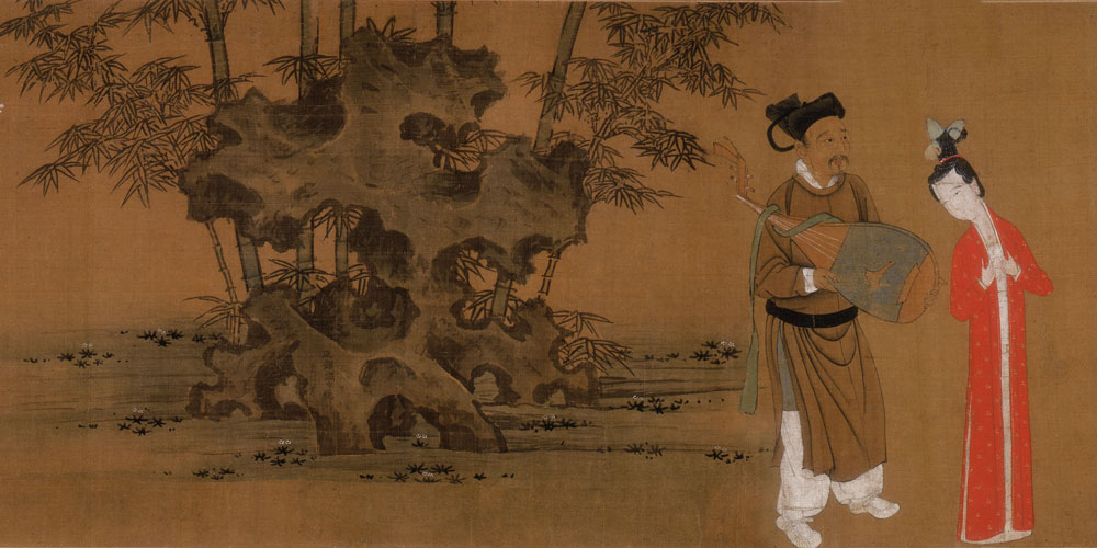 舞低杨柳楼心月，歌尽桃花扇底风。
