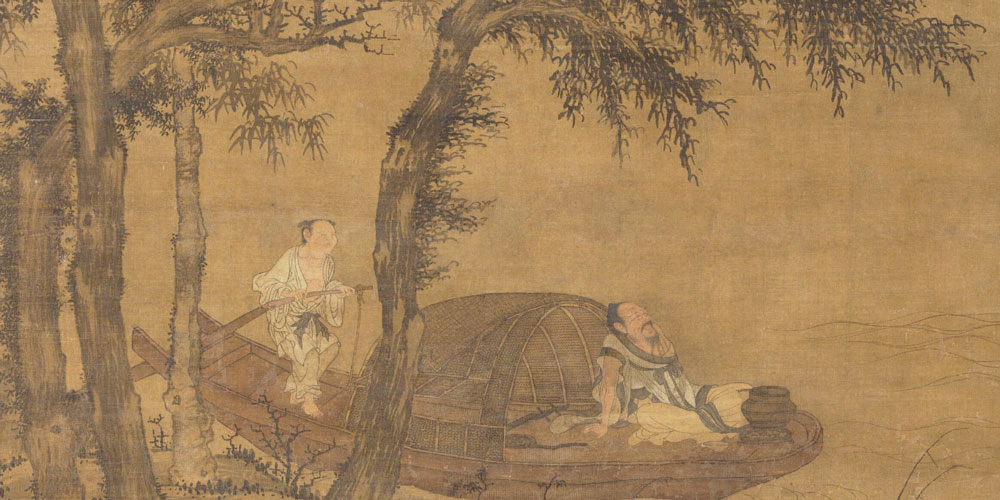 永忆江湖归白发，欲回天地入扁舟。
